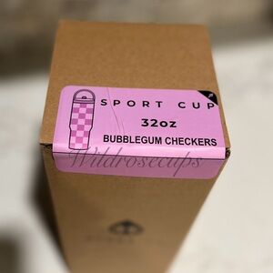 NWT HydroJug LIMITED EDITION 32oz SPORT Traveler, BUBBLEGUM CHECKERS